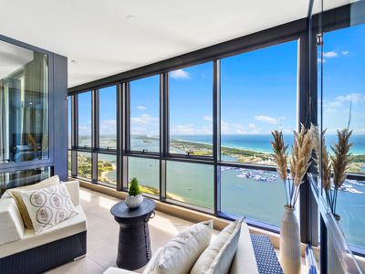 5208 / 2 Como Crescent, Southport