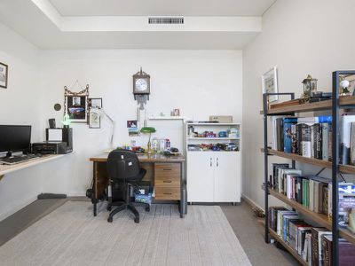 909 / 1 Como Crescent, Southport