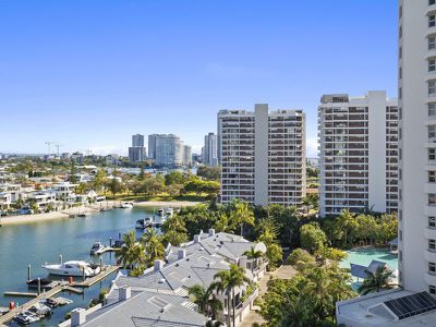 52 / 5 Admiralty Drive, Surfers Paradise