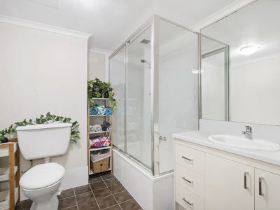 52 / 5 Admiralty Drive, Surfers Paradise