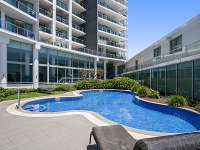 2904 / 1 Como Crescent, Southport