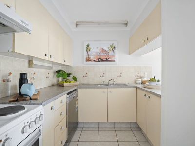 903 / 29 Hill Avenue, Burleigh Heads