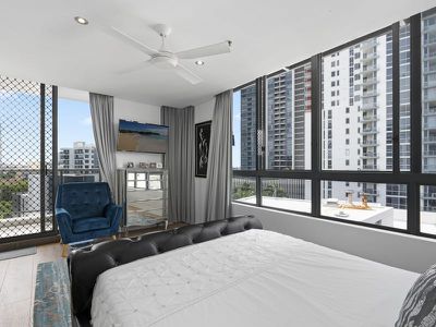 803 / 1 Aqua Street, Southport