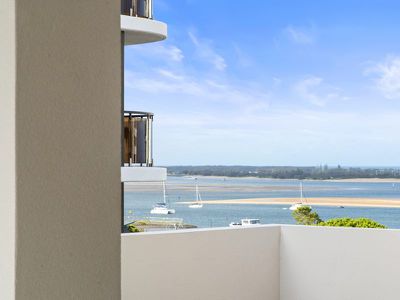 102 / 133 Scarborough Street, Southport