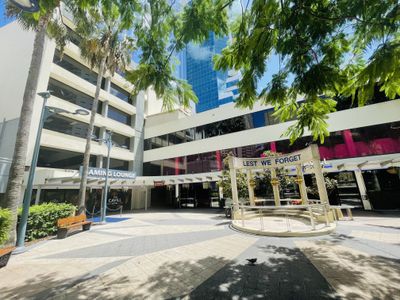 46 Cavil Avenue, Surfers Paradise