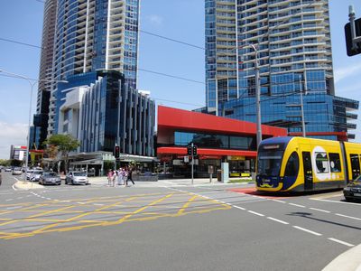 30604 / 9 Lawson Street , Southport
