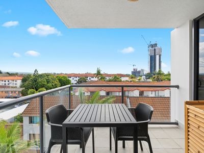 17 / 136 Marine Parade, Southport