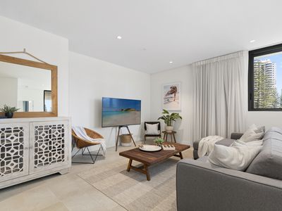 103 / 3 Northcliffe Terrace, Surfers Paradise