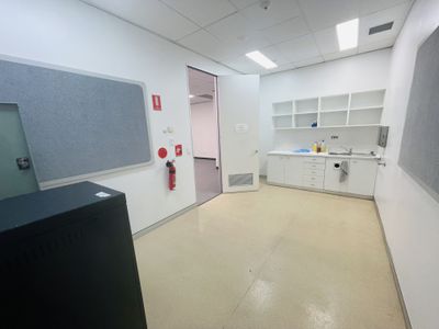 1c / 83  Scarborough Street , Southport