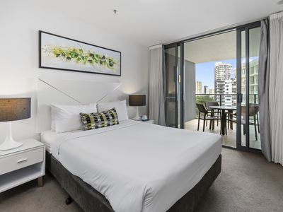 1103 / 3440 Surfers Paradise Boulevard, Surfers Paradise