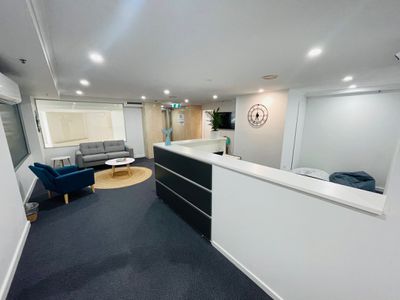 2 / 18 Hanlan Street , Surfers Paradise