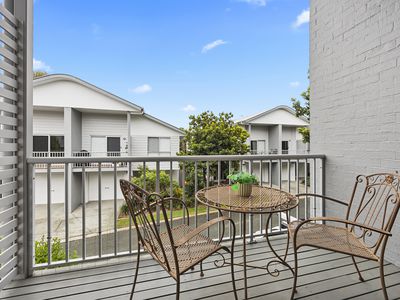 44 / 27 Eugenia Circuit, Robina