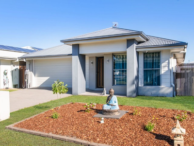 15 Kalgoorlie Street, Pimpama